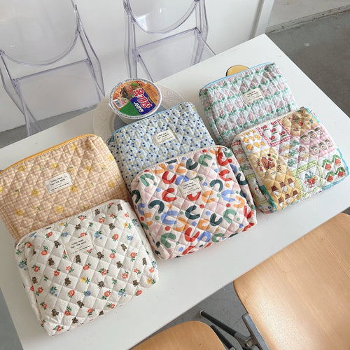 Beboroo™ Quilted Diaper Bag – Stylish & Organized Baby Bag